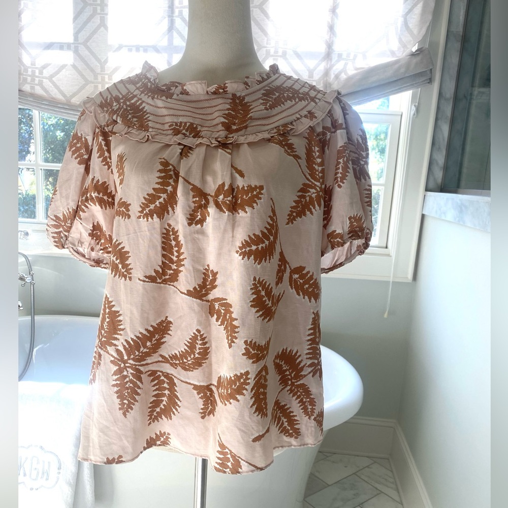 Women’s Current Air Top NWT
